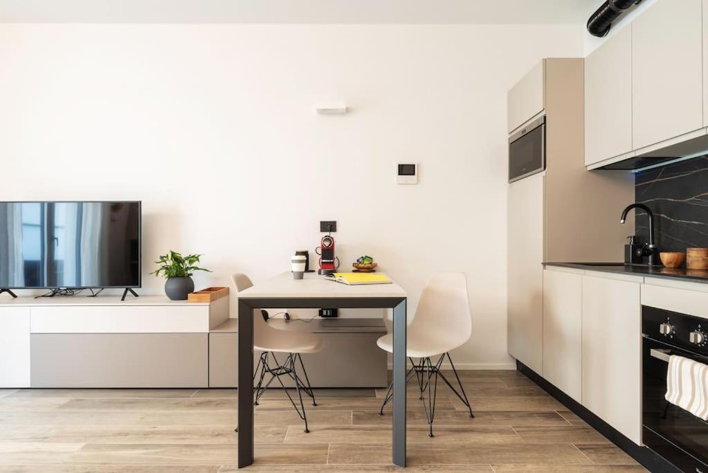 Emotichome 7 Flexyrent Studio Mediolan Zewnętrze zdjęcie